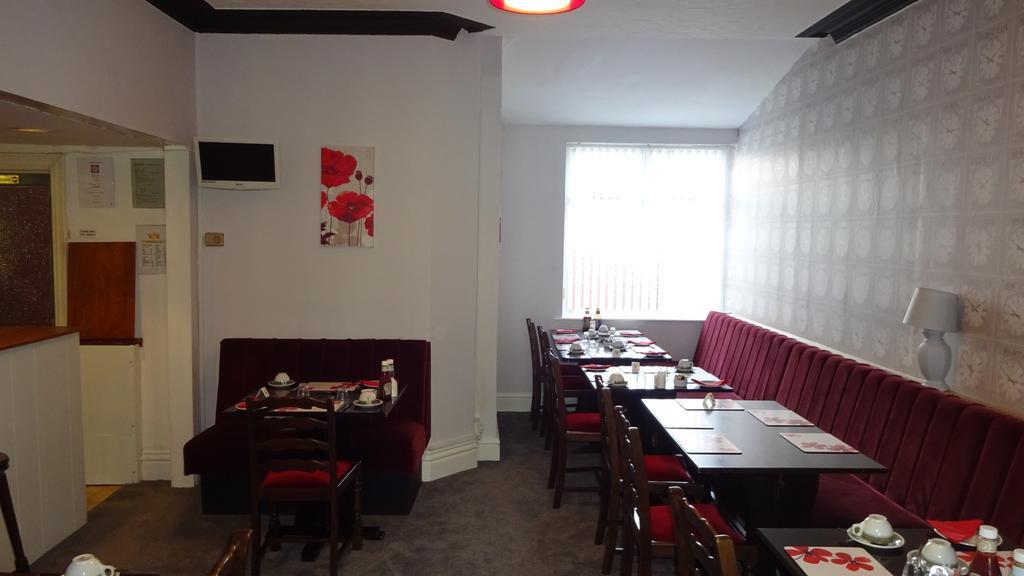 Kings Court Families & Couples Bed & Breakfast Blackpool Exterior photo